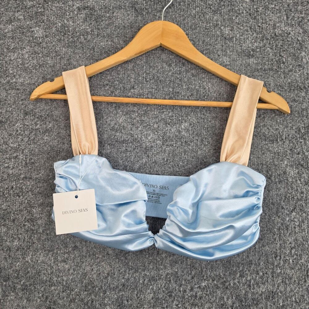 Divino Seas Bikini Top XL Ana de Bretaña Pastel Blue Honey Gold Satin Vacation